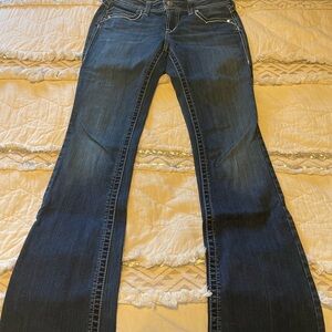 Ariat Women’s Ruby Mid-Rise Bootcut Blue Jeans